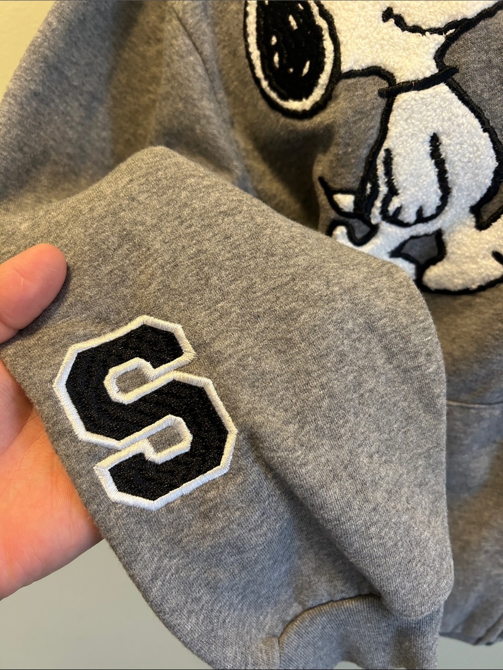 Peanuts Gray women’s Zip Hoodie with Snoopy, Woodstock & Red Doghouse Details - Picture 6 of 8